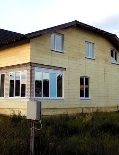 Остекление коттеджа. Профиль – SALAMANDER STREAM LINE 76мм (белорусский,а-класса), двухкамерный энергосберегающий стеклопакет 40мм.